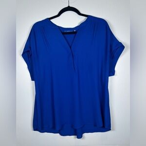 Apt. 9 Women's Royal Blue Blouse. Short Sleeve. Vneck line. Size XL.